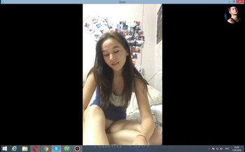 Dayana took off her pajamas on Omegle Show