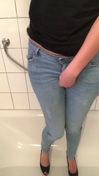 Teen rides big dildo