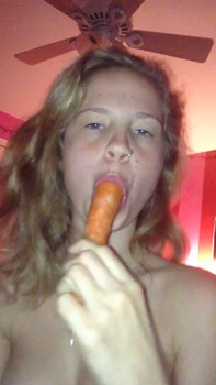 Teen In Booty Shorts