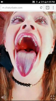 Teen girl Masturbating in front of camera - Omegle Videos