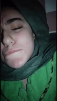 Masturbate omegle sisters wet pink pussy - Omegle Videos