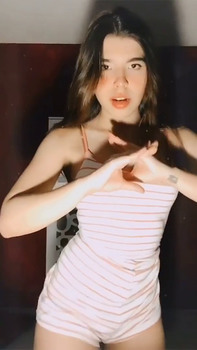 Busty 18yo Teen Babe With Torn Leggings - Snapchat Girls