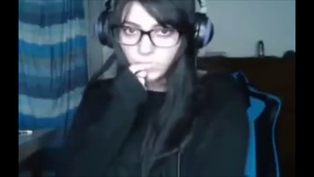 Preparing my hole for anal - Stickam Videos