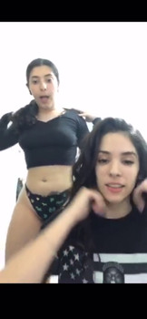 Gorgeous Asian babe enjoying herself on - Snapchat Girls