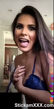 19 Year Old Teen With No Panties And Wet Stickam Pussy Penetrated with Dildo