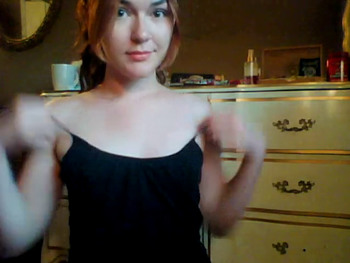 Daddy fucked his princess while she used her toy - Bigo Girls