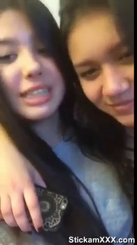 Blonde OnlyFans Babe gets squeezed her pussy and gets creampied - OnlyFans Porn