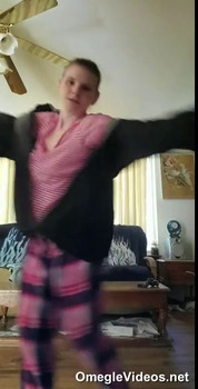kandikeyz puts on a solo masturbation show - Youtube Girls