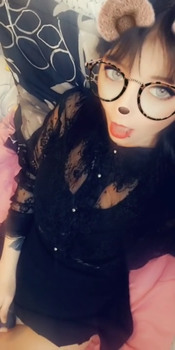 riding dildo like a little slut/full video on Skype Girls