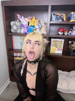 OnlyFans Teen takes a bath with a happy ending - OnlyFans Porn