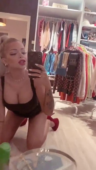 Caught My Housemate Masturbating and Decided To Join - Skype Porn