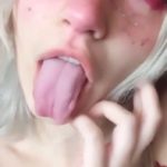 come let sister squirt on your face - Omegle Videos