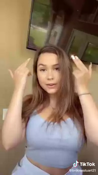 Skype Girl pushes out and shoots big butt plug. Good anal stretch - Skype Girls