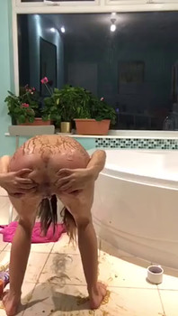 Teen pissing in her step sisters pink silk panties - Omegle Girls