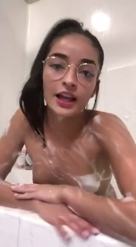 I love red lingerie on this body - Omegle Girls