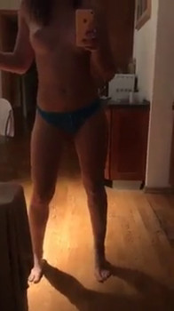 SANTA Patreon GF PLAING WITH DILDO - Patreon Girls