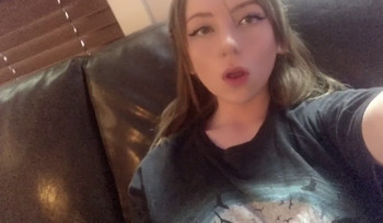 stoner girl nude dabs smoking and vaping - Stickam Videos