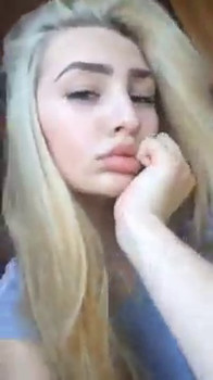 Stocking Hottie Dido Angel Puffs Her Skype Pussy Lips