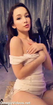 She loves when I pound that Skype pussy with a anal vibration