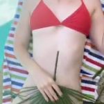 Stunning English Rose Makes Her Little Bigo Pussy Feel Good Dildo