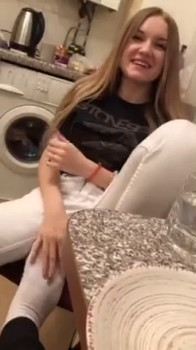 Watch me fuck my self with big pink dildo - Patreon Girls