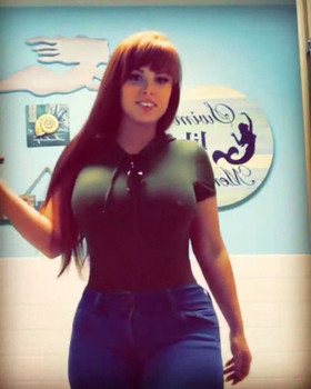 Yes my OnlyFans pussy cums over and over again from toys