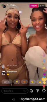 Schoolgirl Fingering Wet Pussy Close Up - Stickam Videos