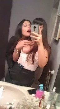 Petite Butt-Plugged Work Out Masturbation - Snapchat Girls