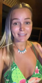 EARLY MORNING SQUIRT - Skype Girls