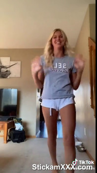 Cogiendo rico con una linda mexicana amateur - Skype Porn