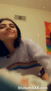 Looking for a dick to sit on - Skype Girls