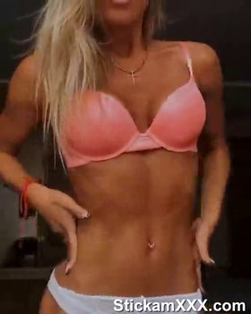 Omegle hitachi orgasm solo female - Omegle Girls