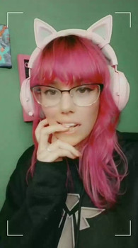 Omegle workout clothes and a wet kitten - Omegle Videos