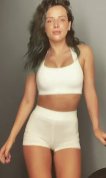 Trishbunny Omegle loves to fuck and taste her creamy pussy