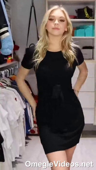 Omegle Porn teeny masturbates till she cums