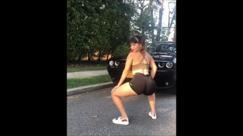 A teen Omegle Porn girl learns how to put a condom on a dildo - Omegle Porn