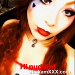 Omegle Babe wanted to take a break from folding laundry