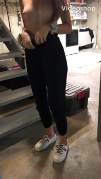 Shave my Patreon pussy and make her happy