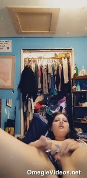 Huge Boobs Riding Her Dildo On Cam - Omegle Girls