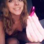 Colegiala virgen tocándose por primera vez