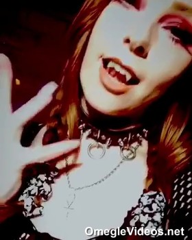 Squirting puddles with vibrator - Skype Girls