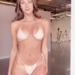 Watch me Omegle fuck myself with my vibrating dildo in the tub