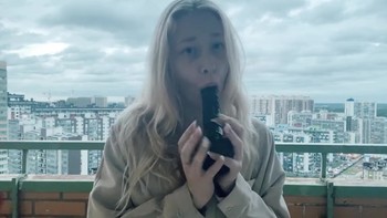 Brunette OnlyFans masturbates with a vibrator