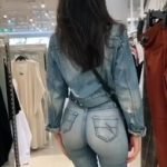 masturbation on big bed on the morning - Skype Girls