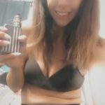 Omegle Girl Have some fun while the tea is heating up