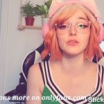 Bigo Girl Doggystyle purple vibrator