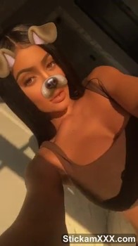 Omegle Girl shows it to the camera