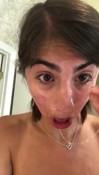 neighbor sends me a Patreon Girl video masturbating after going out with her