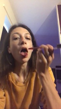 SQUIRTING AND Snapchat Girl MASTURBING WITH DILDO AND VIBRATOR