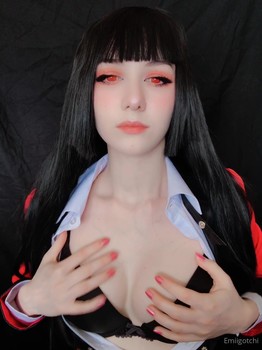 my Snapchat Girl friend likes to show her vagina